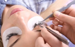 Майстер манікюру та майстер з нарощування вій, Нідерланди, Haag