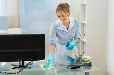 Прибиральниця у Німеччину,DE,Germany